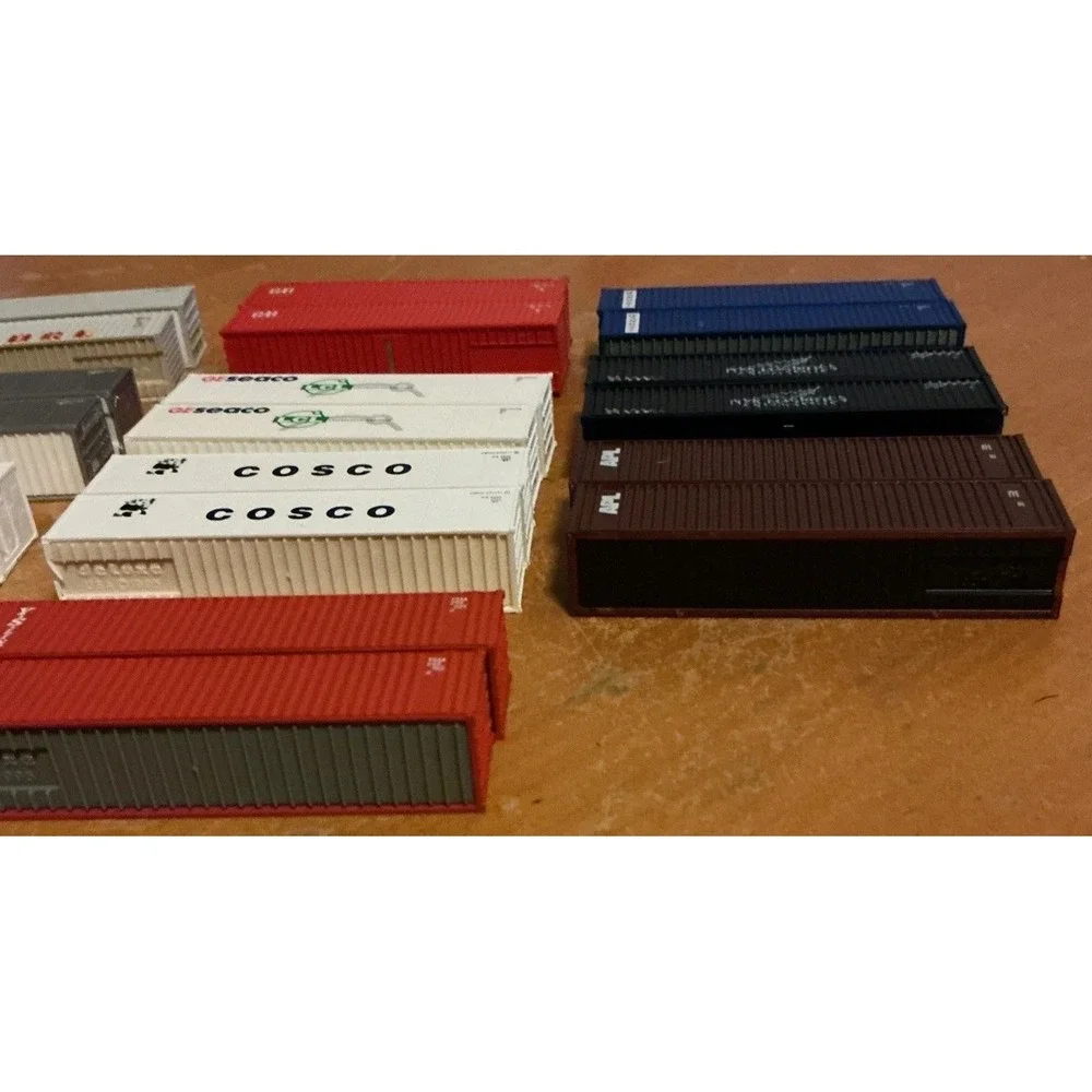 Lot Of 20 N Scale Mixed 53' Shipping Containers,‎ Unbranded And Used